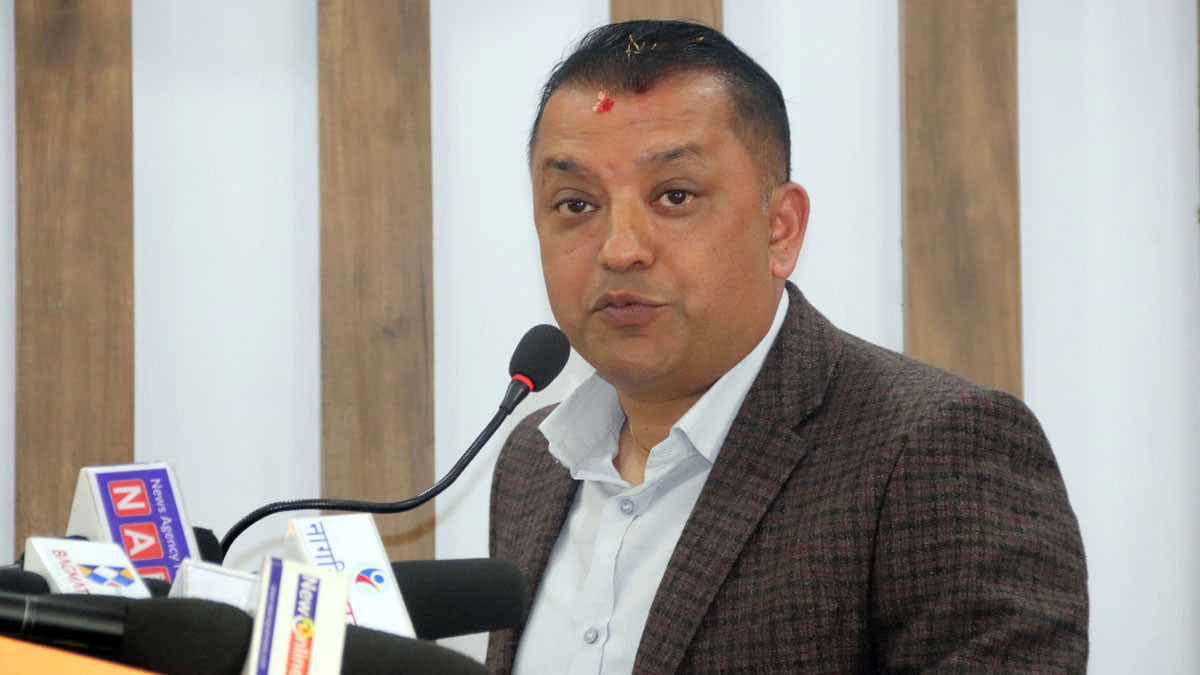 प्रधानमन्त्रीको उत्तेजक अभिव्यक्ति अबदेखि नदोहोरियोस्: गगन थापा
